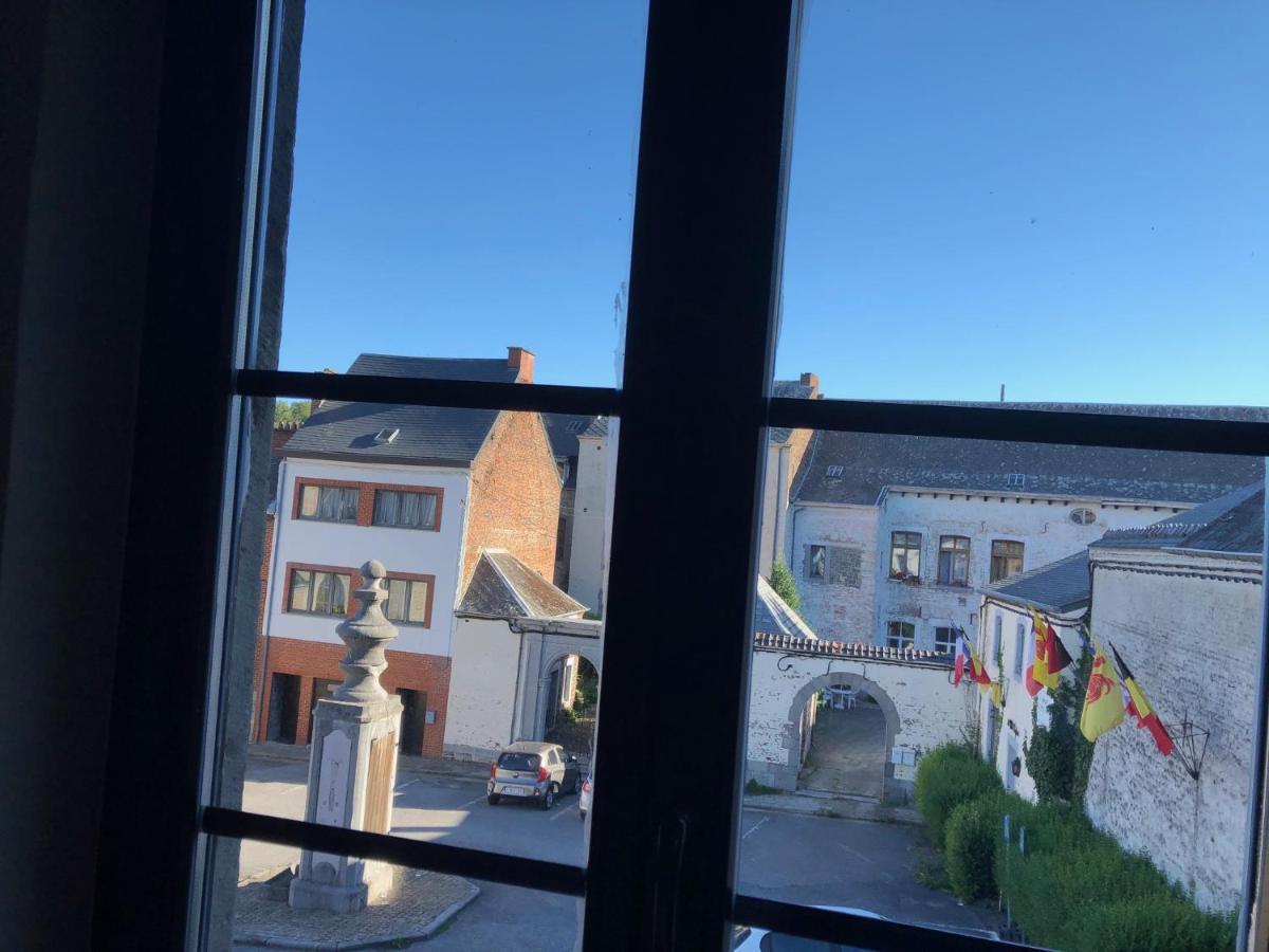 Ferienwohnung Le Petit Chapitre : Maison De Charme Fosses-La-Ville Exterior foto